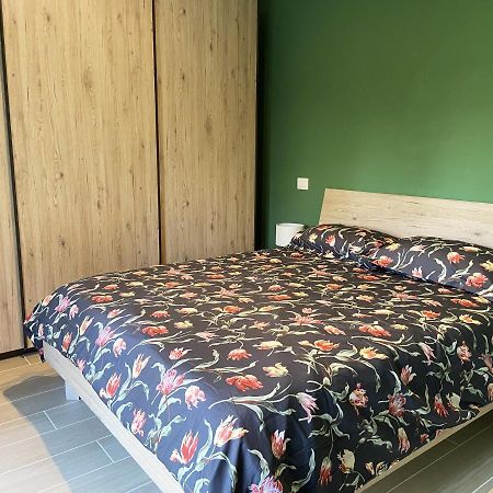 شقة Casa Di Laura Mono E Bilo Di Fronte Ospedale San Raffaele سغراتي المظهر الخارجي الصورة